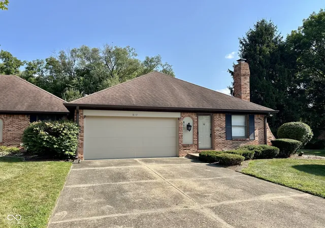 1st image of 817 Eagle Pkwy, Brownsburg, IN 46112 | MLS# 22098476