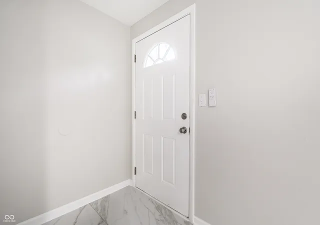 4th image of 1501 Butternut Ln, Indianapolis, IN 46234 | MLS# 22098477