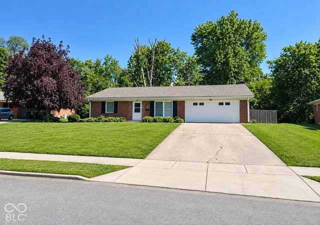 Photo 2 of Single family home for sale at 5802 Elaine St, Indianapolis, IN 46224 | MLS# 22098512 | Listing updated on 2026-10-06