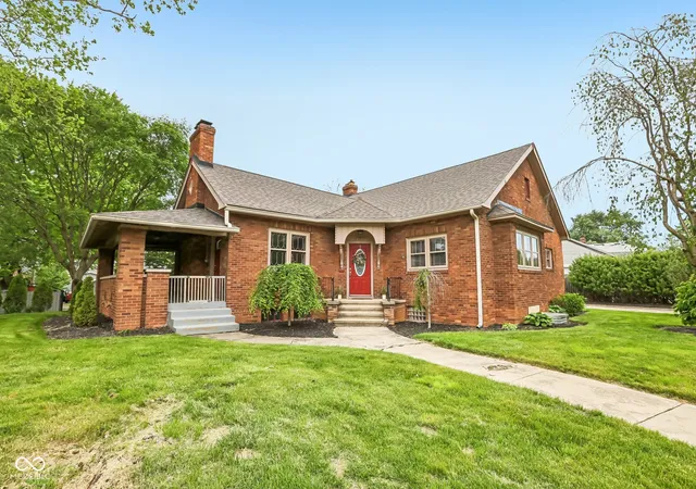 Single family home for sale at 20 E Pleasant Run Pkwy N Dr, Indianapolis, IN 46225 | MLS# 22098550