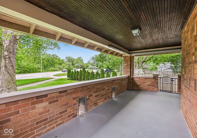 Photo 2 of Single family home for sale at 20 E Pleasant Run Pkwy N Dr, Indianapolis, IN 46225 | MLS# 22098550 | Listing updated on 2026-09-21