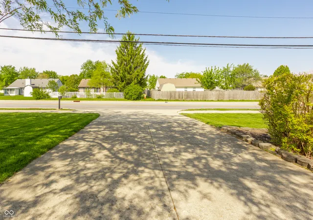 Photo 4 of Single family home for sale at 745 N Madison St, Fortville, IN 46040 | MLS# 22098616 | Listing updated on 2026-08-28