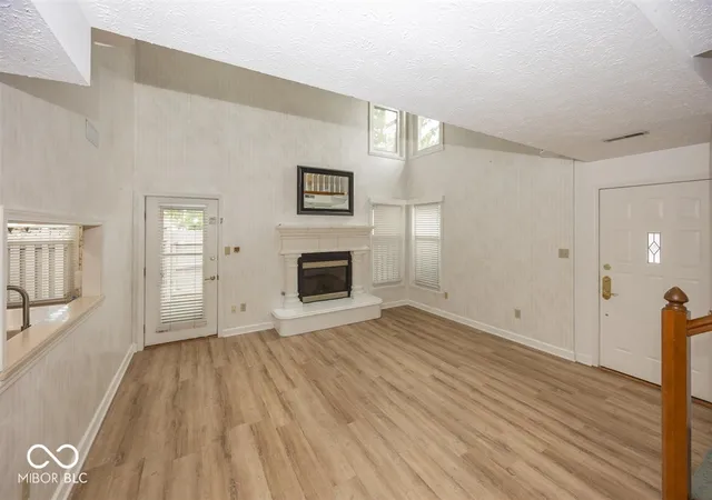 Photo 3 of Condo for sale at 3057 Sugar Maple Ct, Carmel, IN 46033 | MLS# 22098637 | Listing updated on 2026-09-21