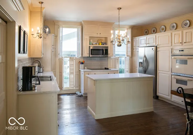 3rd image of 415 E Wabash Ave, Crawfordsville, IN 47933 | MLS# 22098656