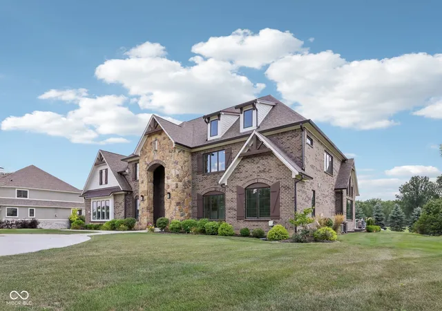 3rd image of 2701 Oak Way Tr, Westfield, IN 46074 | MLS# 22098661