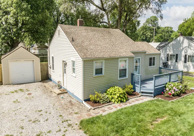 1st image of 225 North St, Anderson, IN 46017 | MLS# 22098671