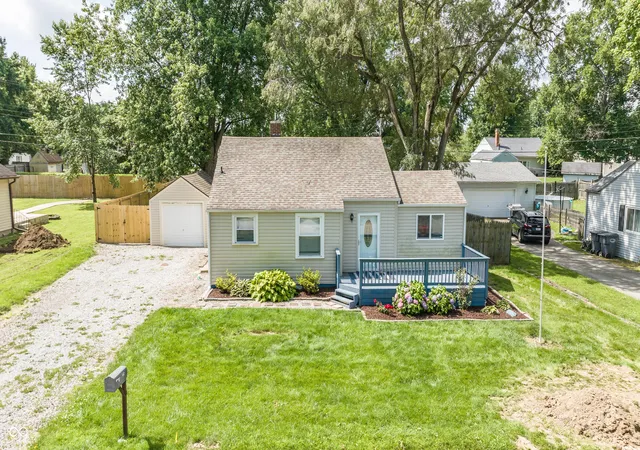2nd image of 225 North St, Anderson, IN 46017 | MLS# 22098671