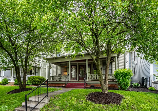 3rd image of 1907 N Delaware St #D, Indianapolis, IN 46202 | MLS# 22098715