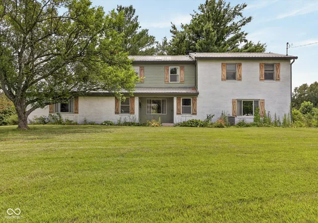 Homes for sale in Bloomington, IN | 1315 W Dittemore Rd, Bloomington, IN 47404 | MLS# 22098732