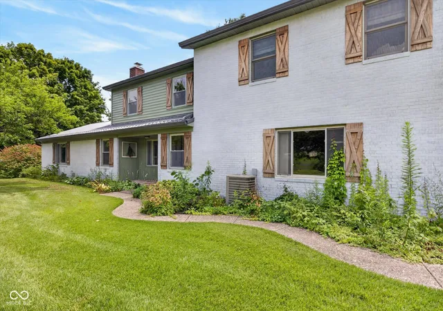 Homes for sale in Bloomington, IN | 1315 W Dittemore Rd, Bloomington, IN 47404 | MLS# 22098732