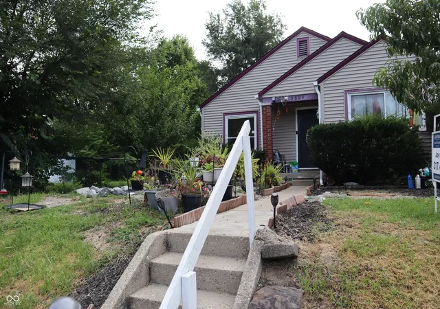 Photo 3 of Single family home for sale at 3539 Brouse Ave, Indianapolis, IN 46218 | MLS# 22098777 | Listing updated on 2026-09-01