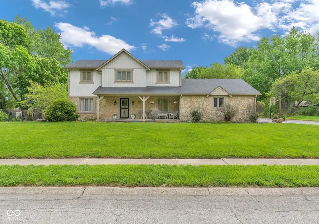 Homes for sale in Carmel, IN | 3715 Chadwick Dr, Carmel, IN 46033 | MLS# 22098789
