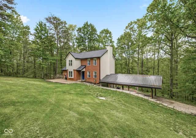 Photo 4 of Single family home for sale at 6804 Erika Ln, Nashville, IN 47448 | MLS# 22098866 | Listing updated on 2026-08-17