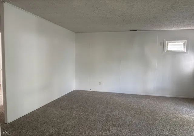 5th image of 511 Eberhart Dr, Shelbyville, IN 46176 | MLS# 22098888