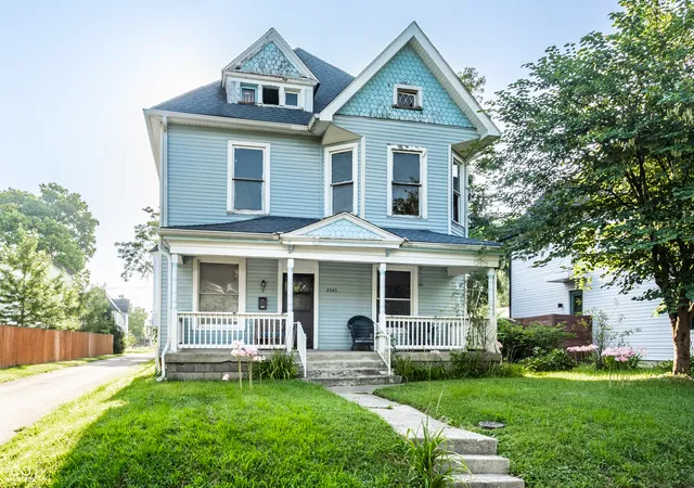 Photo 3 of Single family home for sale at 2545 Broadway St, Indianapolis, IN 46205 | MLS# 22098901 | Listing updated on 2026-10-06