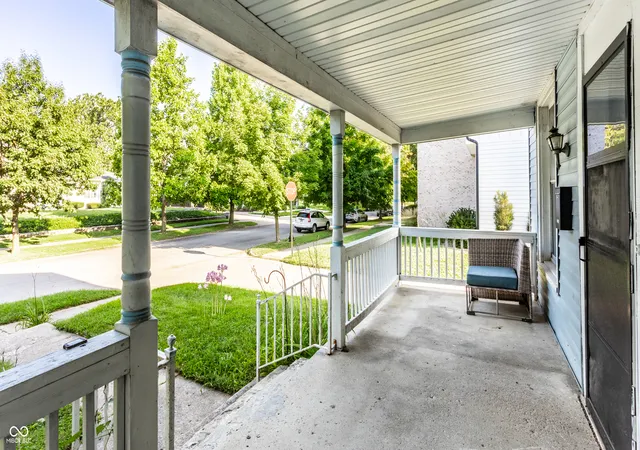 Photo 4 of Single family home for sale at 2545 Broadway St, Indianapolis, IN 46205 | MLS# 22098901 | Listing updated on 2026-10-06