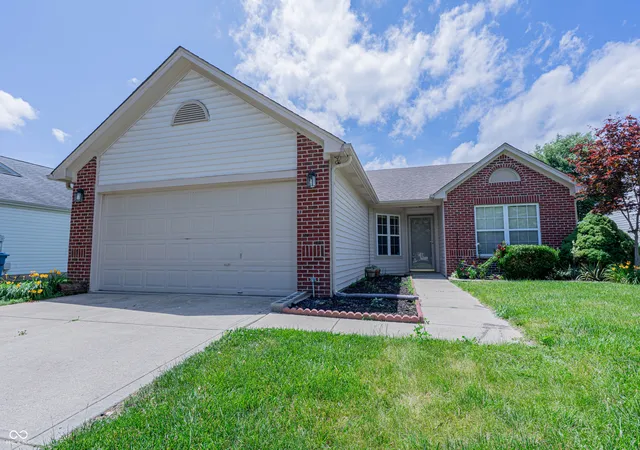 3rd image of 7060 Blankenship Ave, Indianapolis, IN 46217 | MLS# 22098902