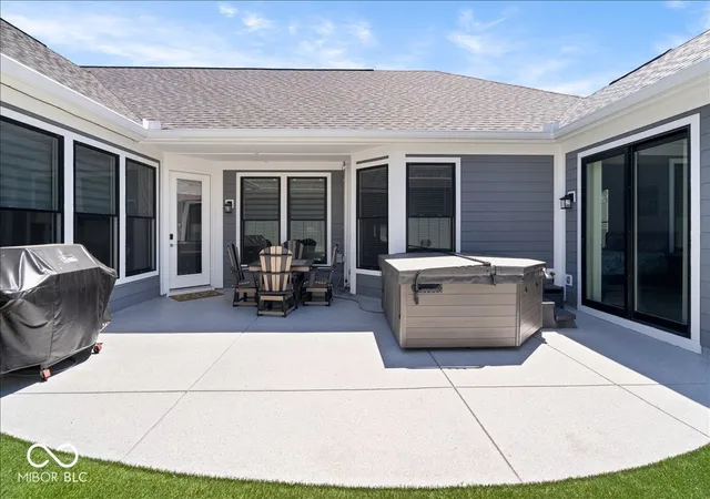 Homes for sale in Zionsville, IN | 9163 Bryce Cir, Zionsville, IN 46077 | MLS# 22098933