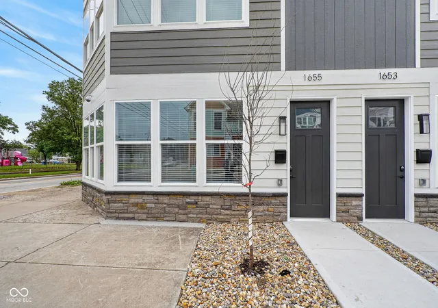 3rd image of 1655 Lexington Ave, Indianapolis, IN 46203 | MLS# 22098941