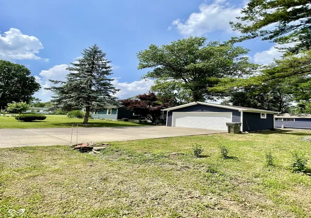Photo 2 of Single family home for sale at 4950 E 18th Street, Indianapolis, IN 46218 | MLS# 22098968 | Listing updated on 2026-07-17