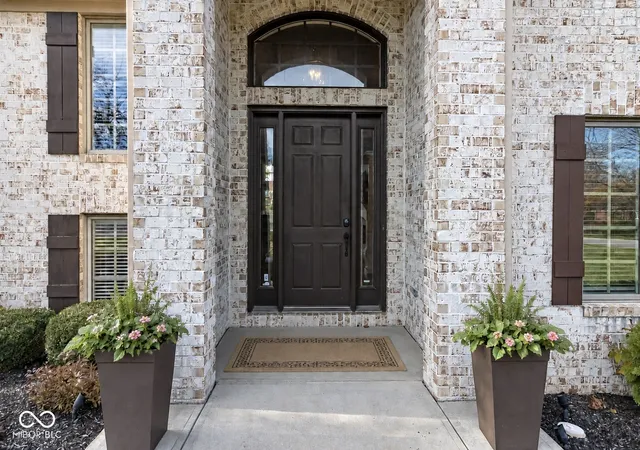 5th image of 10701 Harbor Bay Dr, Fishers, IN 46040 | MLS# 22099065