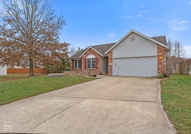 4th image of 1063 S Colchester Ct, Bloomington, IN 47401 | MLS# 22099086