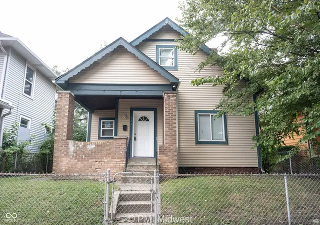 1st image of 623 Orange St, Indianapolis, IN 46203 | MLS# 22099127