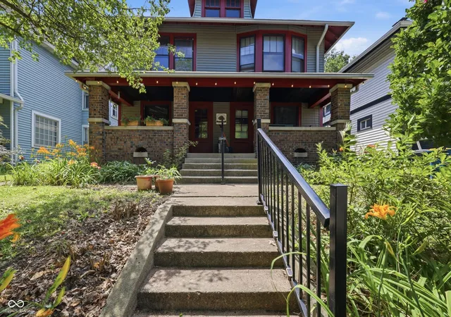 2nd image of 1124 N Tacoma Ave, Indianapolis, IN 46201 | MLS# 22099135