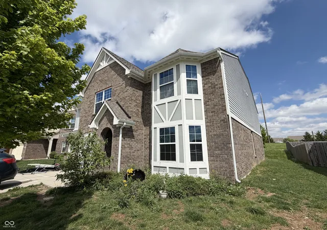 Homes for sale in Indianapolis, IN | 1727 Dogwood Lake Wy, Indianapolis, IN 46239 | MLS# 22099212