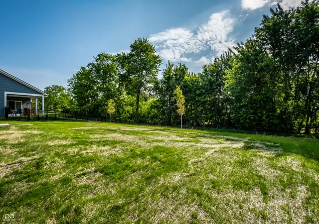 2nd image of 19392 Honeylocust Gln, Noblesville, IN 46062 | MLS# 22099244