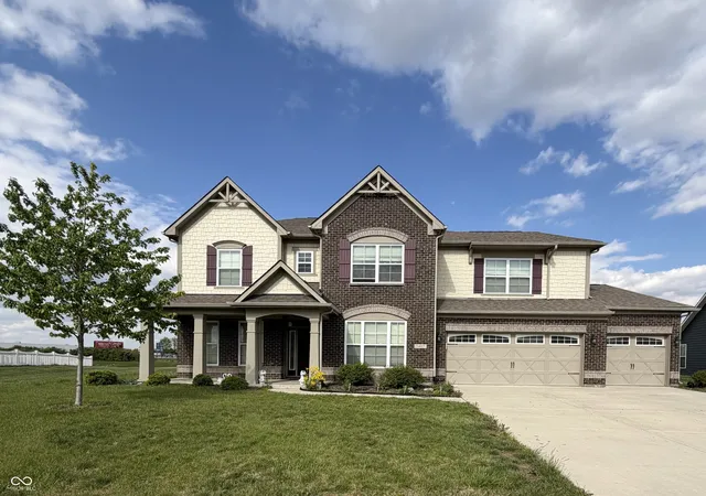 Photo 1 of Single family home for sale at 1407 Classic Ave, Greenwood, IN 46143 | MLS# 22099289 | Listing updated on 2026-07-06