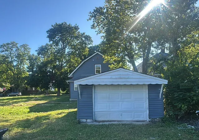 9th image of 1534 S State Ave, Indianapolis, IN 46203 | MLS# 22099302