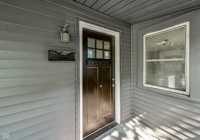3rd image of 720 Lincoln St, Indianapolis, IN 46203 | MLS# 22099313