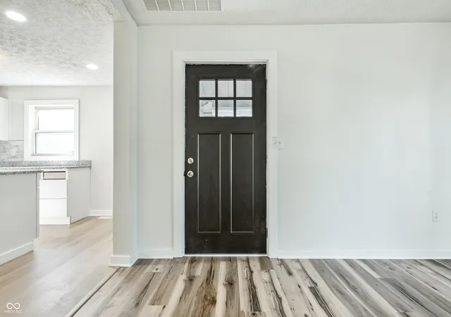 4th image of 720 Lincoln St, Indianapolis, IN 46203 | MLS# 22099313