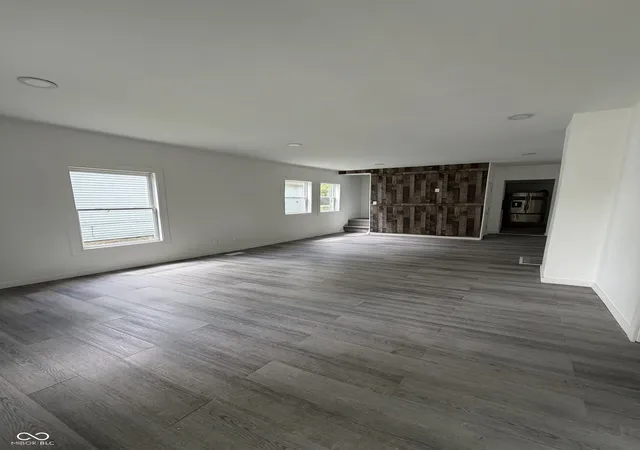 2nd image of 420 N Linwood Ave, Indianapolis, IN 46201 | MLS# 22099370