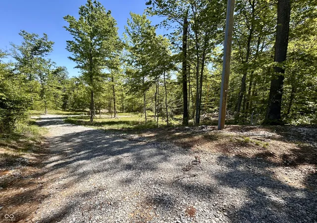 Homes for sale in Bloomfield, IN | 7761 E State Road 54, Bloomfield, IN 47424 | MLS# 22099402