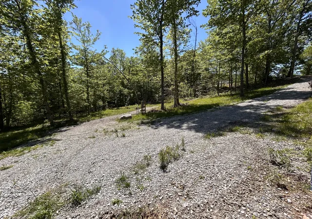 Homes for sale in Bloomfield, IN | 7761 E State Road 54, Bloomfield, IN 47424 | MLS# 22099402