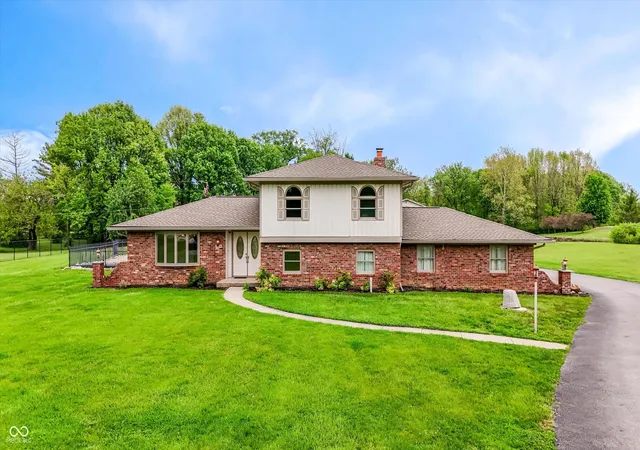 3rd image of 9410 Pentecost Rd, Indianapolis, IN 46239 | MLS# 22099406