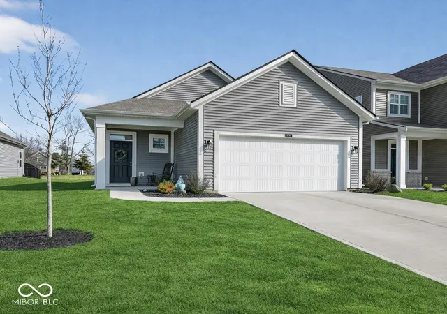 Photo 1 of Single family home for sale at 6044 Medina Spirit Dr, Indianapolis, IN 46237 | MLS# 22099493 | Listing updated on 2026-10-01