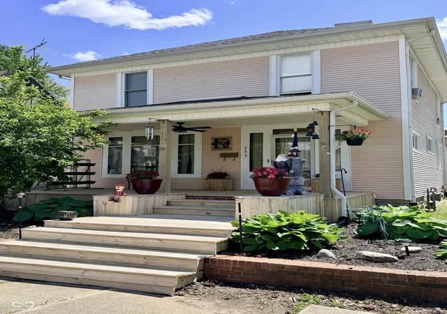 Homes for sale in Rushville, IN | 333 W 7Th St, Rushville, IN 46173 | MLS# 22099554