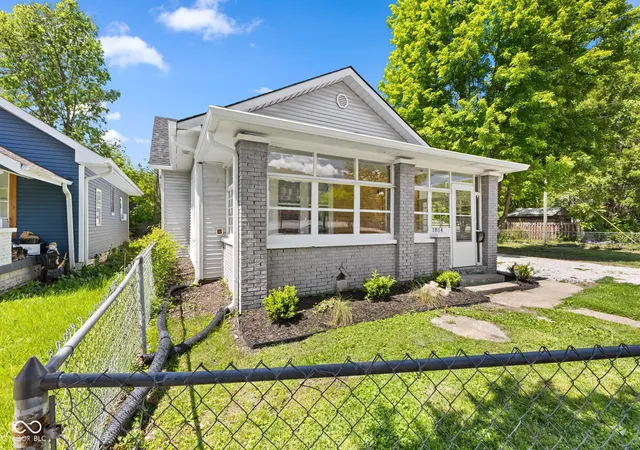 3rd image of 1814 N Parker Ave, Indianapolis, IN 46218 | MLS# 22099593