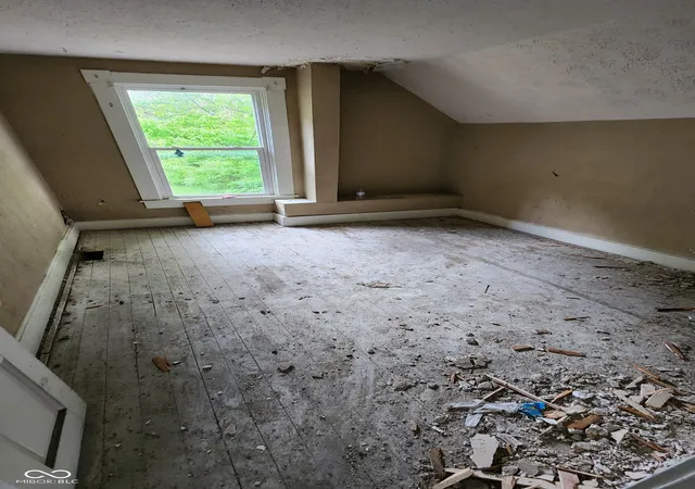 4th image of 5320 E Burgess Ave, Indianapolis, IN 46219 | MLS# 22099600