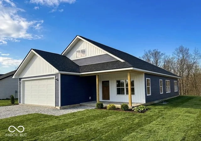 Homes for sale in Rushville, IN | 1509 N Washington St, Rushville, IN 46173 | MLS# 22099629