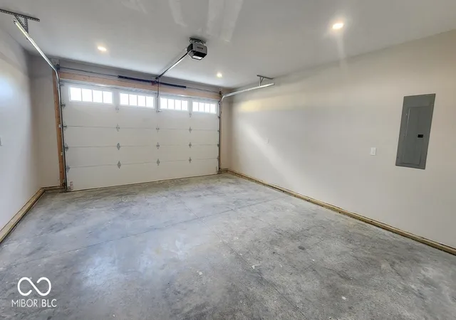 Photo 3 of Single family home for sale at 1509 N Washington St, Rushville, IN 46173 | MLS# 22099629 | Listing updated on 2026-05-04
