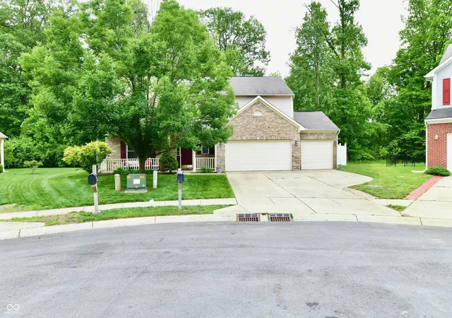 Homes for sale in Avon, IN | 10058 Three Star Ct, Avon, IN 46123 | MLS# 22099670