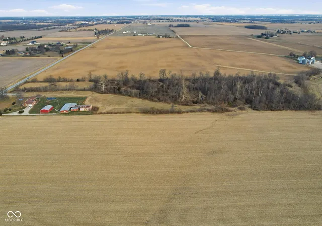 3rd image of 437 N State Road 135, Bargersville, IN 46106 | MLS# 22099705