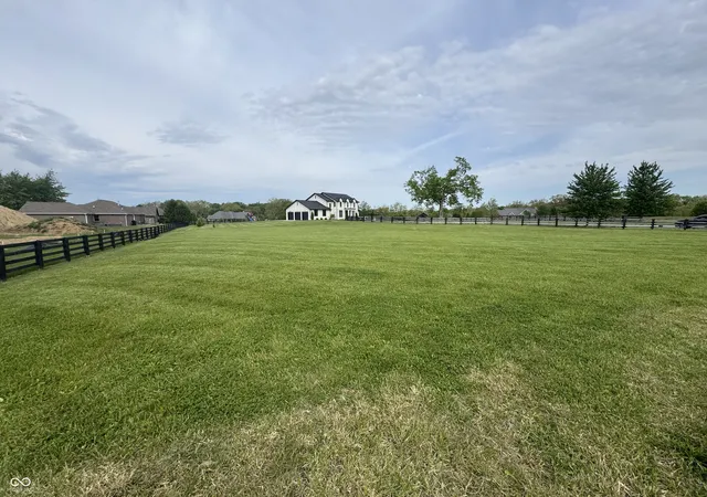 1st image of 1075 E Greyhawk Ln, Greensburg, IN 47240 | MLS# 22099730