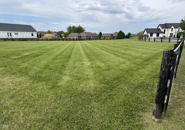 4th image of 1075 E Greyhawk Ln, Greensburg, IN 47240 | MLS# 22099730