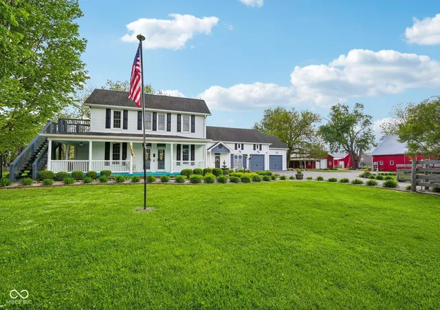 Photo 3 of Single family home for sale at 211 Whiteland Rd, Whiteland, IN 46184 | MLS# 22099737 | Listing updated on 2026-09-25