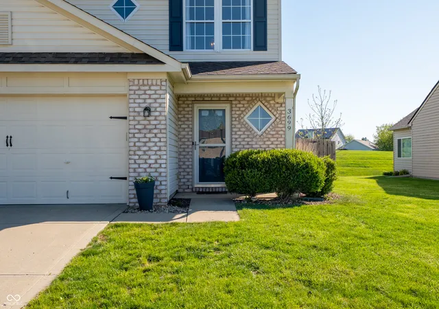 Homes for sale in Whitestown, IN | 3699 Limelight Ln, Whitestown, IN 46075 | MLS# 22099749